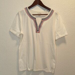 Coral Bay Cream Short Sleeve Tee with Red and Blue Accents